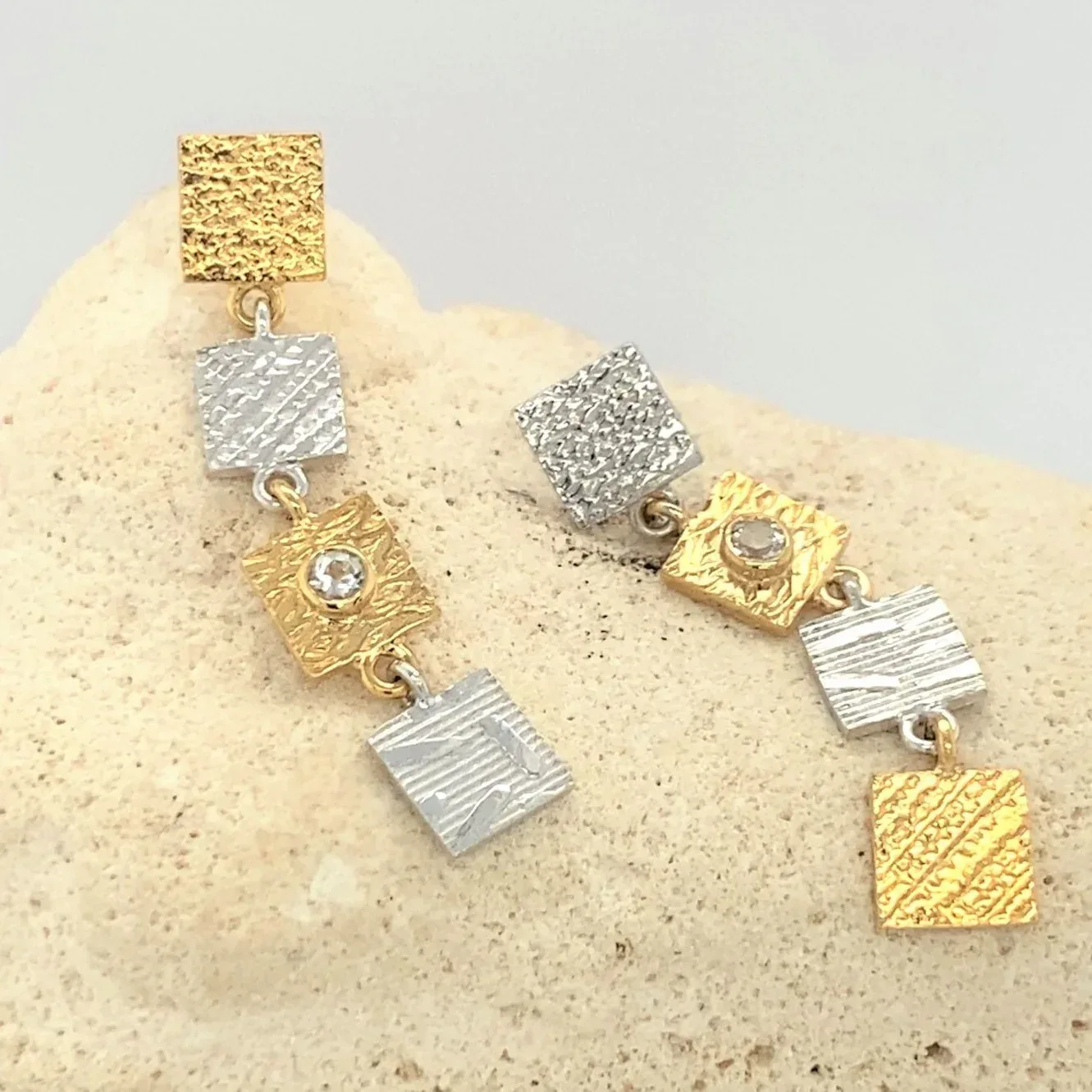 4 Tab Textured Earrings with Diamond - Image 3