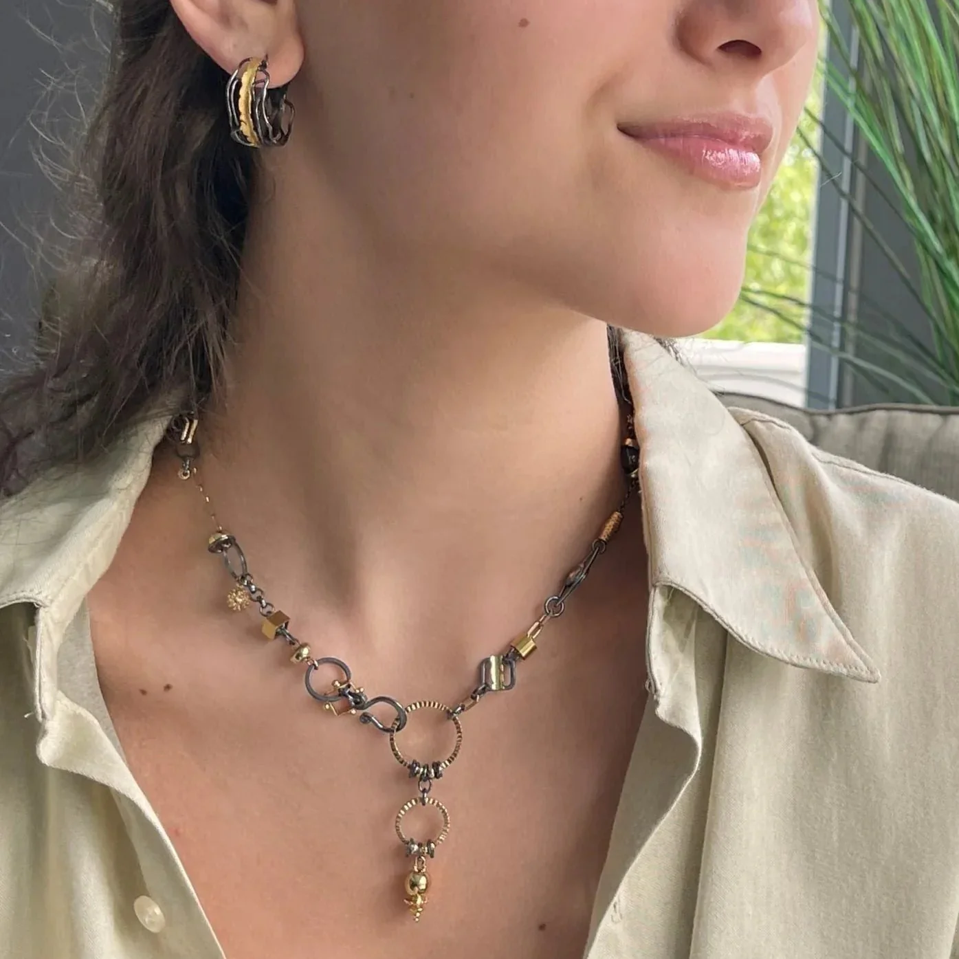 Black and Gold Plumb Bob Sculpture Necklace - Champagne Diamond - Image 4