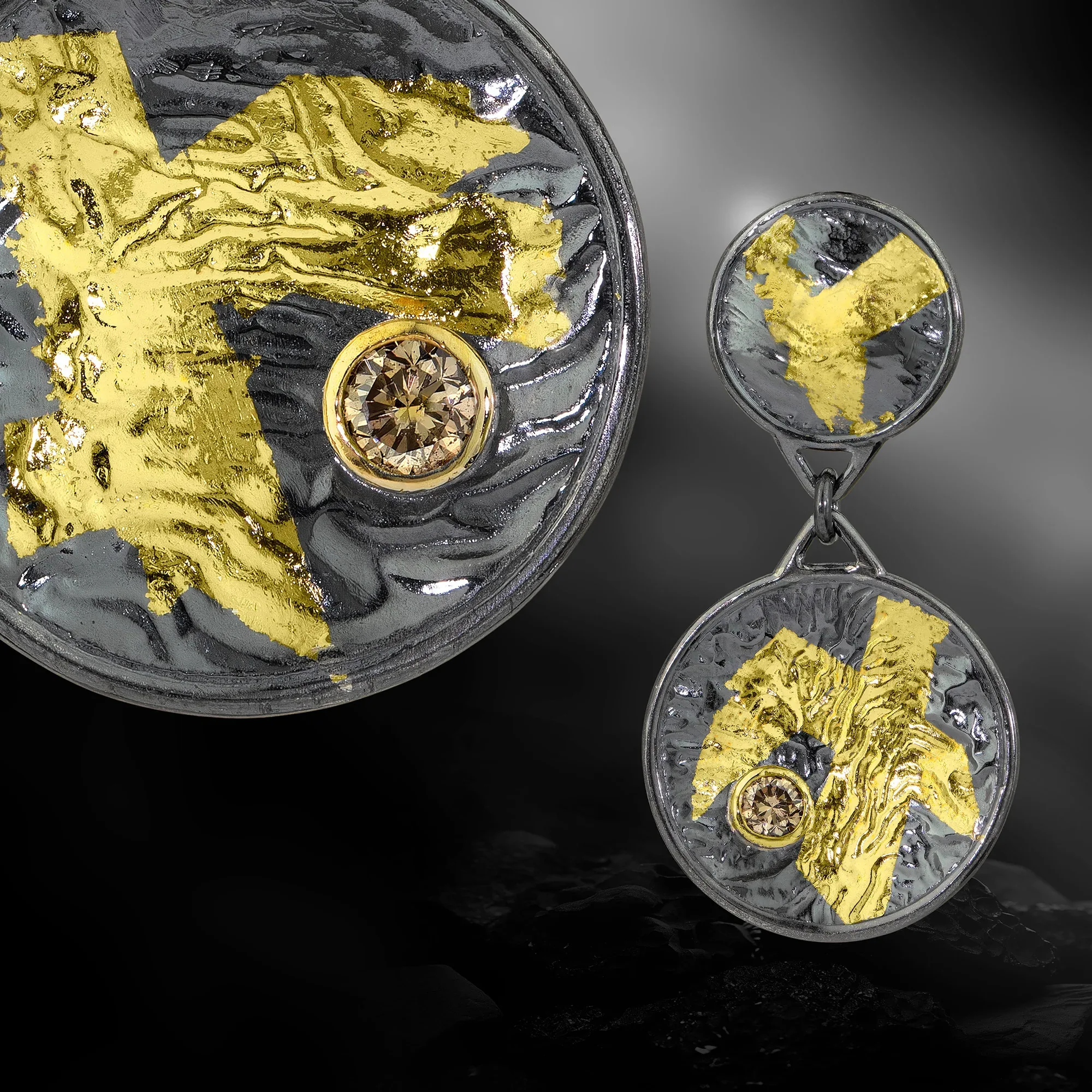 Double Disk Keum-Boo Gold Earrings with Champagne Diamond - Image 5