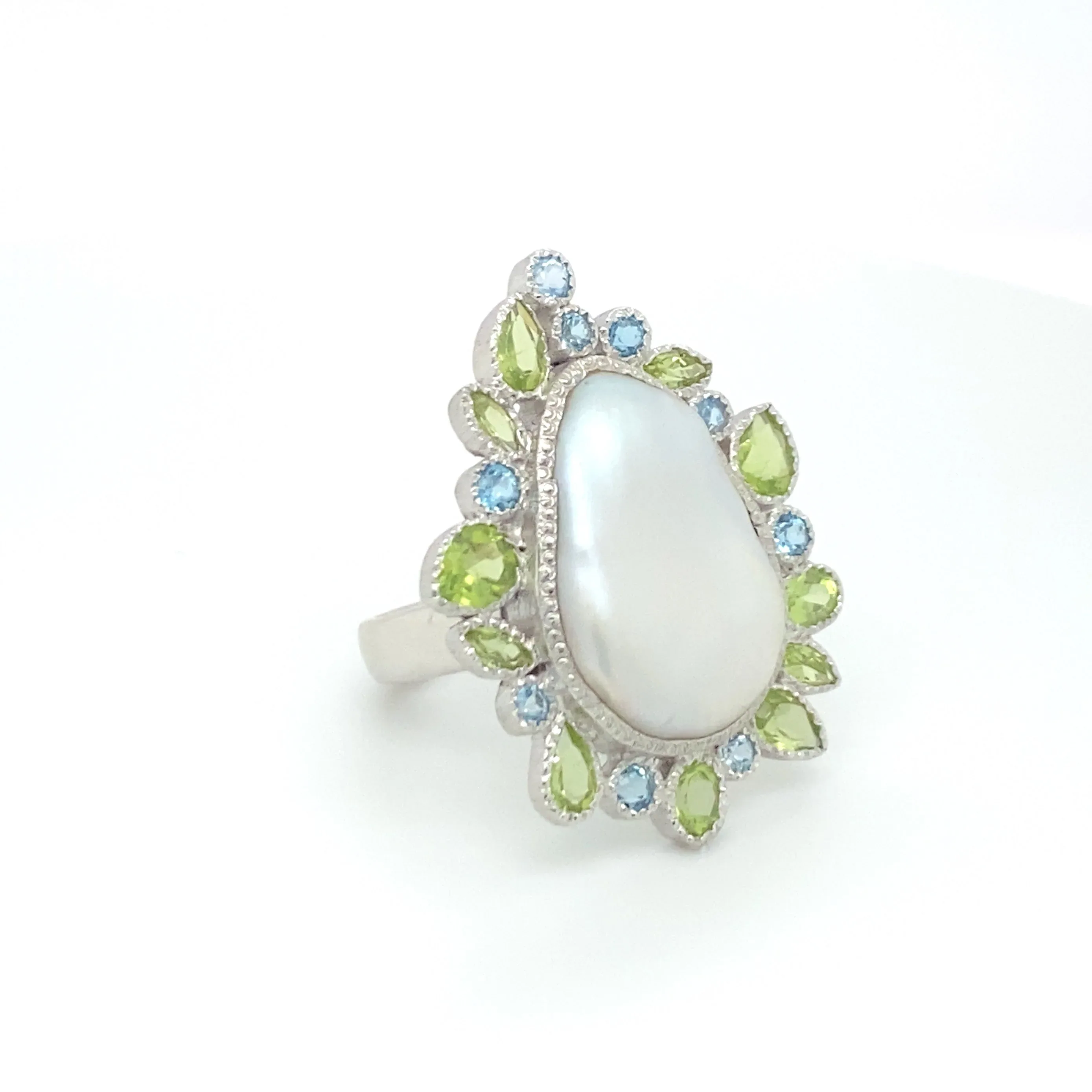 Dream of Moorea - Silver and Baroque Pearl Ring - Image 3