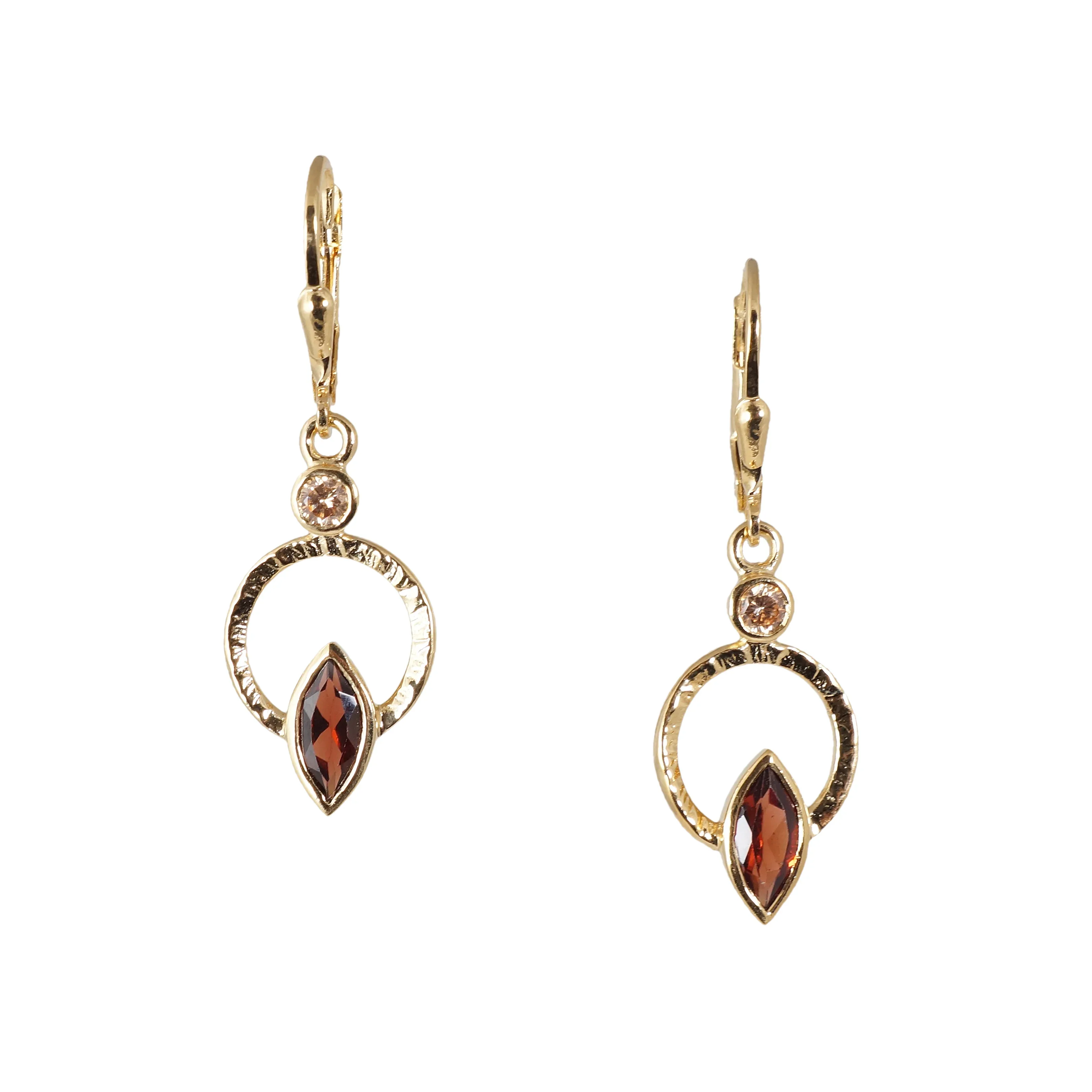 Q Earrings 18k Vermeil - Image 5
