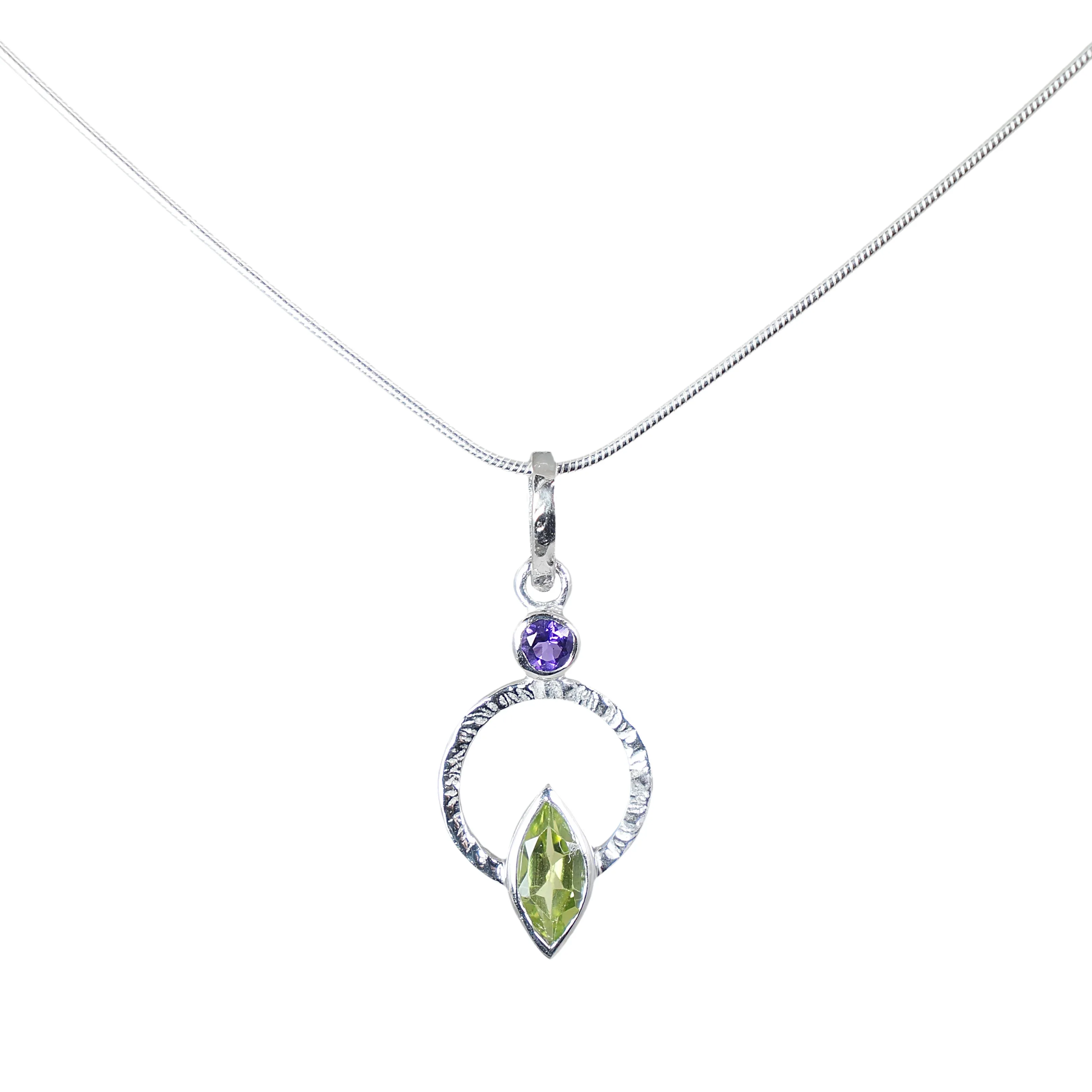 Q Necklace Silver, White Rhodium - Image 7